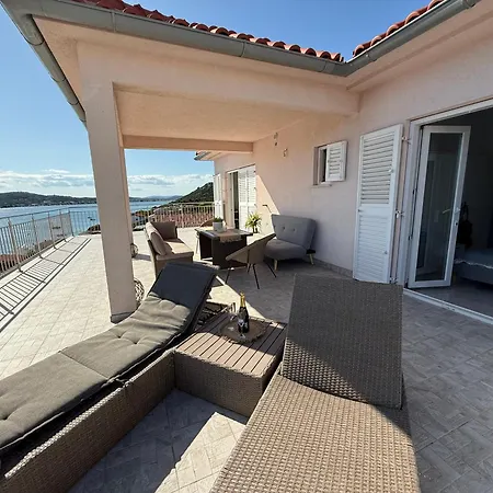 Seaspray Apartments Tisno Tisno