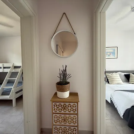 Seaspray Apartments Tisno *